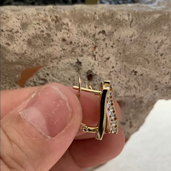 Elegant 14k Gold Plated and Silver Stud Earrings - Picture 4 of 5